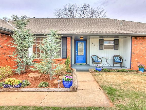 2nd image of 717 Park Dr