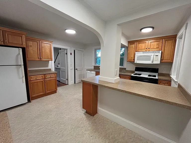 155 Lebanon St — Photo 5