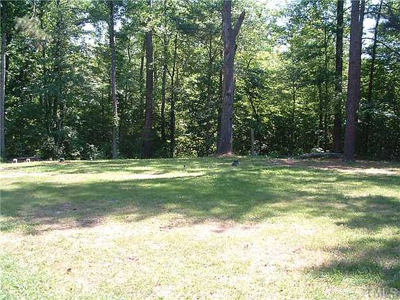 3rd image of 4211 Aberdeen Dr