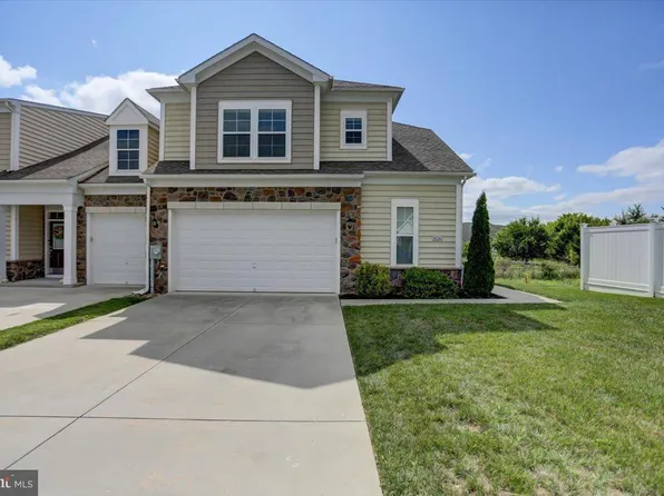 20241 Huntington Ct, Hagerstown, MD 21740