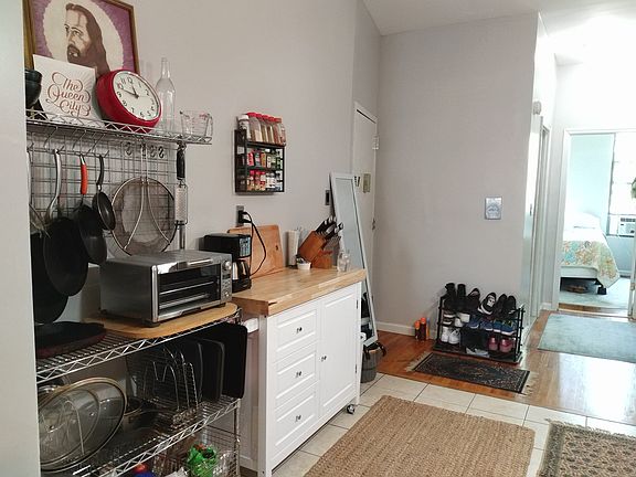 3rd image of 1283 Decatur St APT 1R