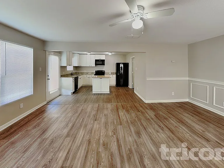 1242 Phil Oneil Dr — Photo 4