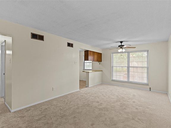 4th image of 8724 Santa Bella Dr APT F