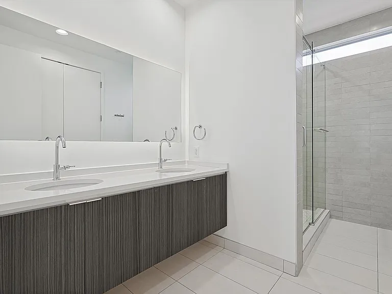 2706 Throckmorton St #D — Photo 13