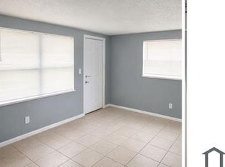 1201 E 99th Ave APT A, Tampa, FL 33612
