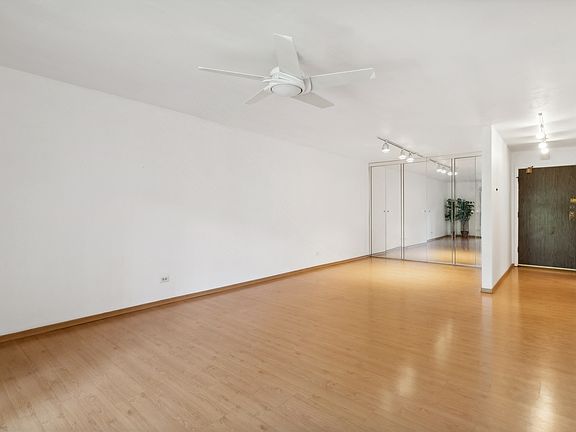5th image of 2050 Valencia Dr APT 206C