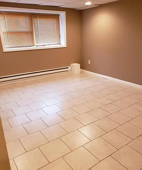 Large Main Bedroom