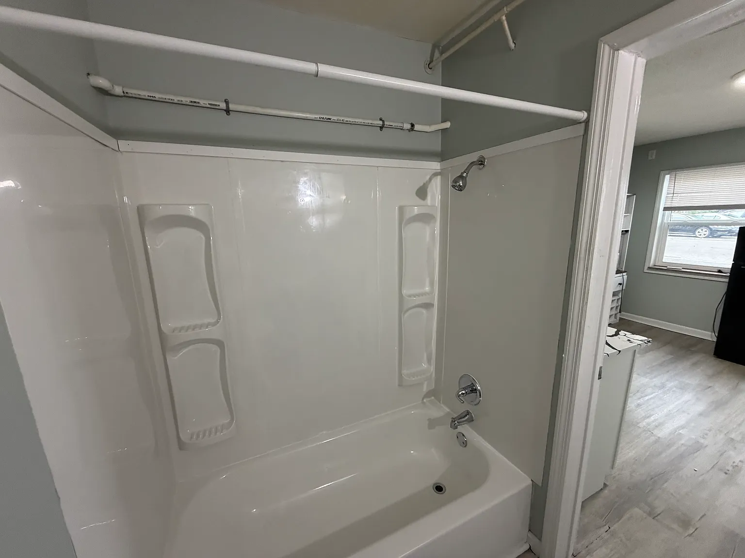 Studio, 220 sqft, $800 — Photo 4