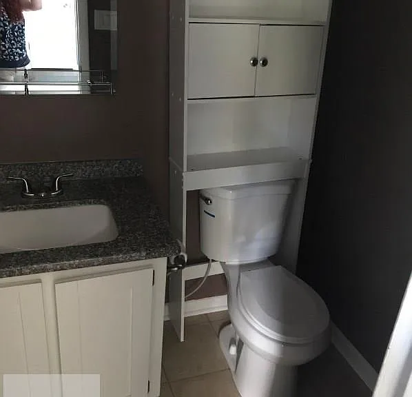 454 Elm St — Photo 8