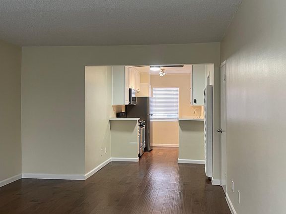 2nd image of 12618 Venice Blvd #2