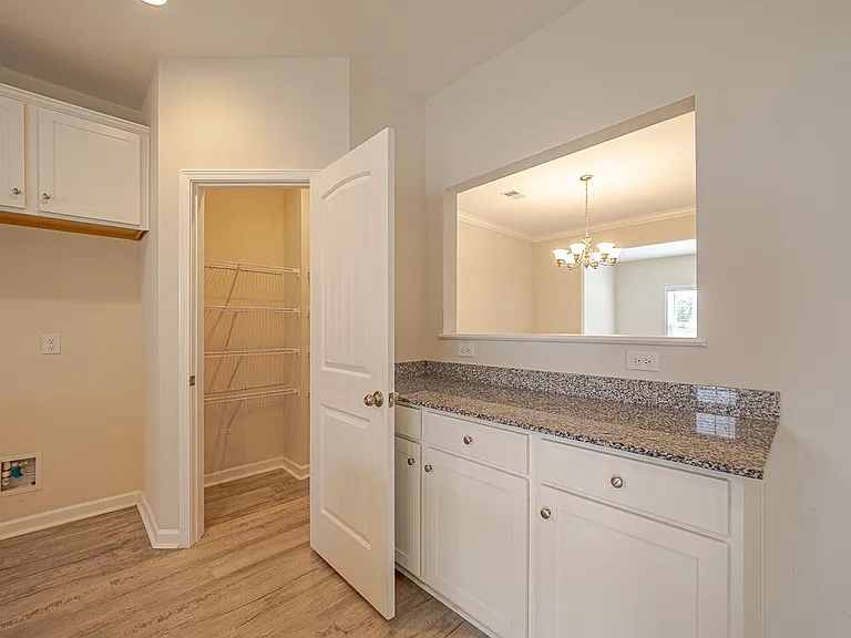 1545 Sawtooth Dr — Photo 20