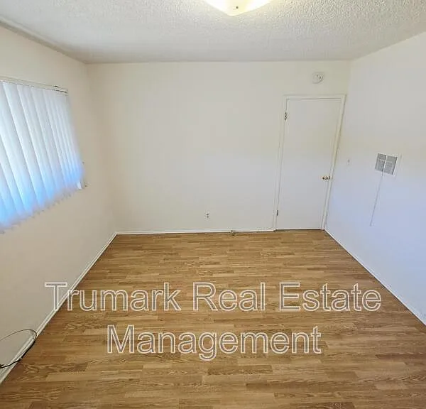 332 Cornell Dr #E — Photo 5