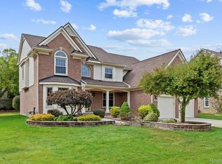 11641 Chandler Dr, Plymouth, MI 48170