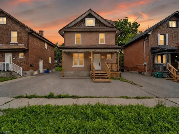 254 Bruce St, Oshawa, ON L1H 1R5
