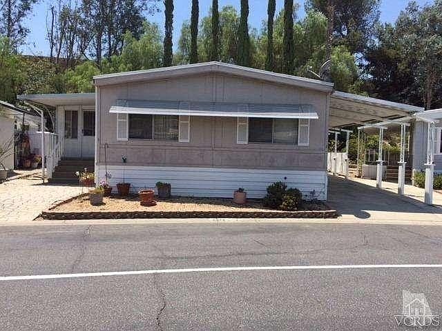 1st image of 2372 Arapaho Ave
