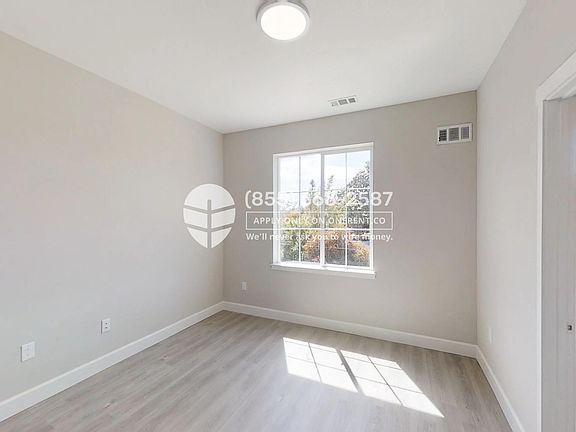 5th image of 1160 El Camino Real APT 207