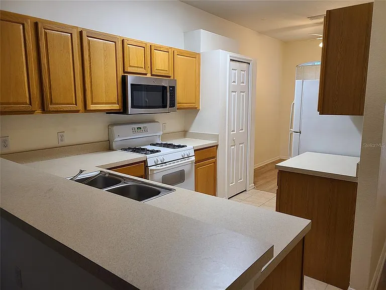6246 Blue Runner Ct — Photo 13