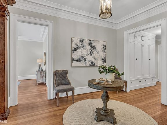2nd image of 5436 S Hyde Park Blvd #1S