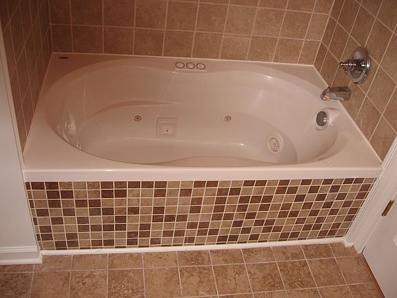 Home for Sale in Greenbrier,