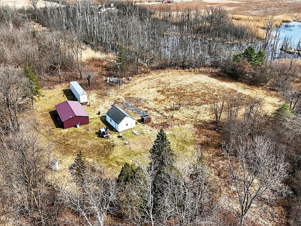 2nd image of 2212 E Coldwater Rd