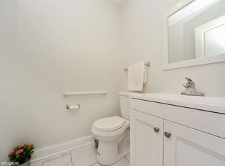 1280 Spaulding Rd, Bartlett, IL 60103