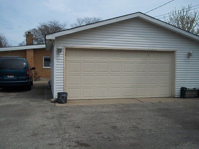2nd image of 1508 Grove Ave
