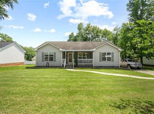 325 Jarrett Rd, Thomasville, NC 27360