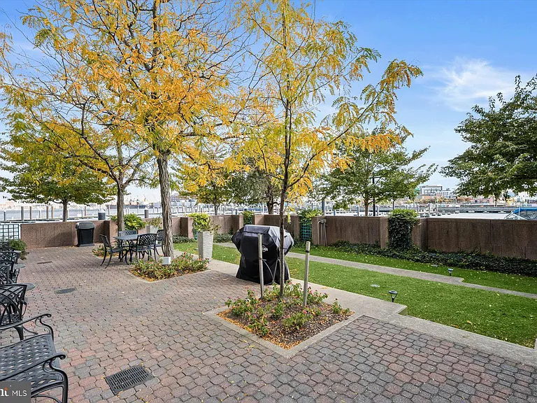 100 Harborview Dr #1901 — Photo 96