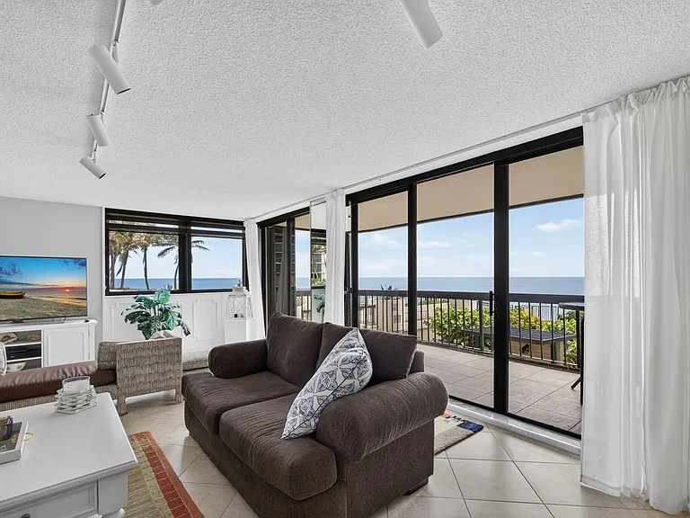 5380 N Ocean Dr #2E — Photo 15