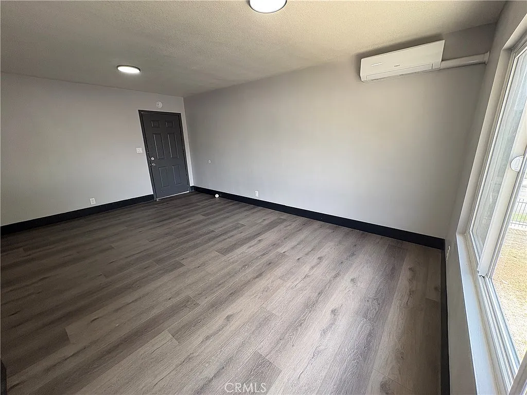 2 bed, 600 sqft, $2,195 — Photo 4