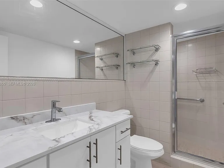 90 Edgewater Dr #1201 — Photo 14