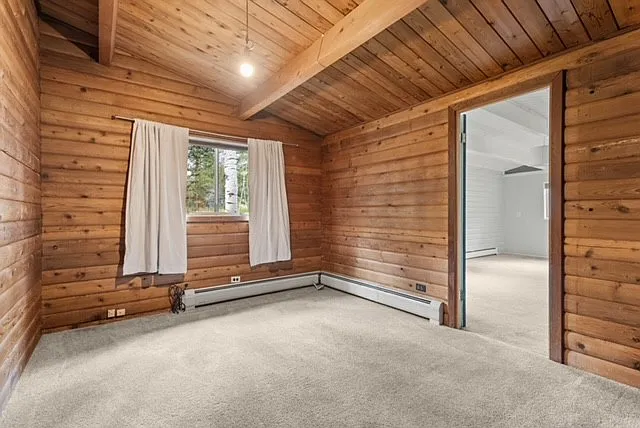 1285 Riverside Dr — Photo 19