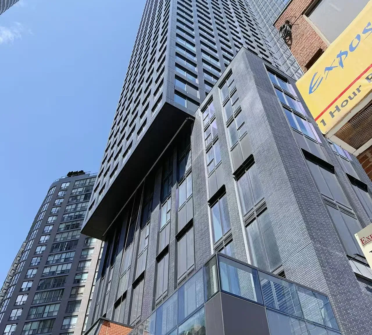 2 bed, $3,800 — Photo 1