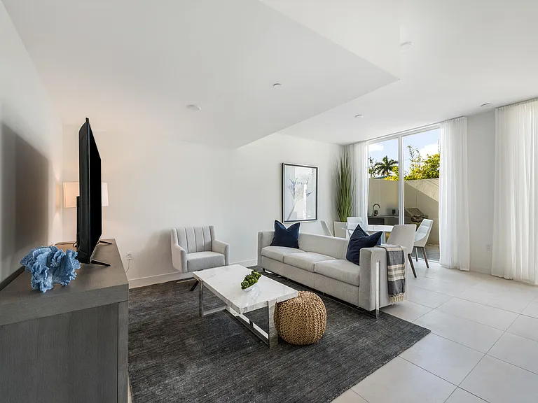 401 N Birch Rd #Townhouse 1 — Photo 13