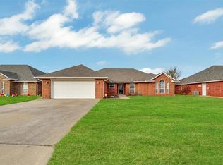 421 Quail Run N, Altus, OK 73521