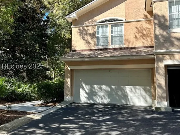 4 Indigo Run Dr APT 223, Hilton Head Island, SC 29926