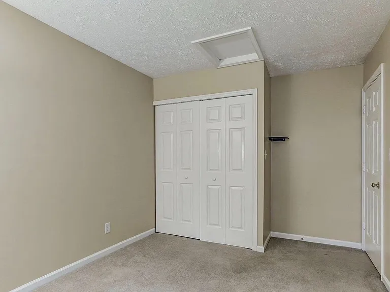 307 Stafford Mews Ln — Photo 23