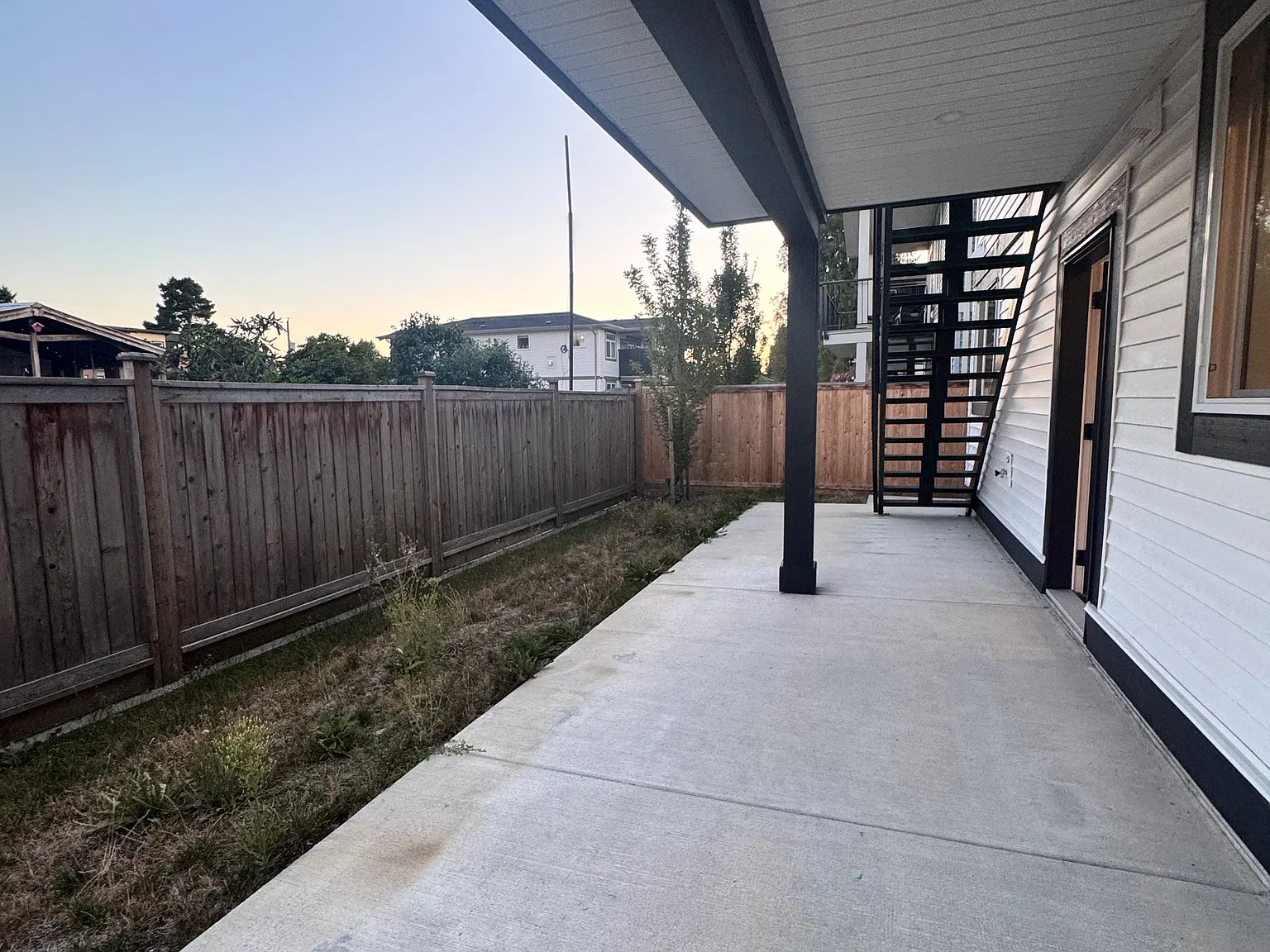 Bonny Ave, Chilliwack — Photo 3