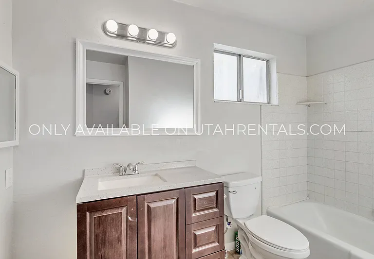 30 E 925 N — Photo 11