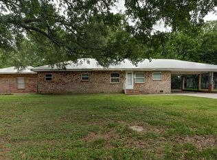211 Dorsey Rd, New Iberia, LA 70563