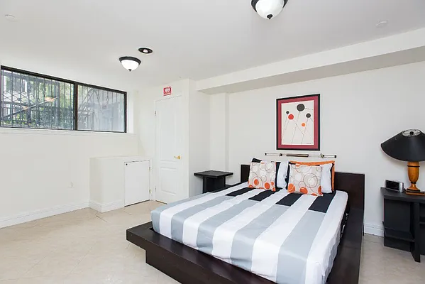 Sold by WorldWide Homes, Inc. | media 5