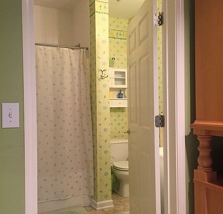 Custom kitchen
						:
						Kitchen totally renovated with custom cabinets, inside and out, granite island