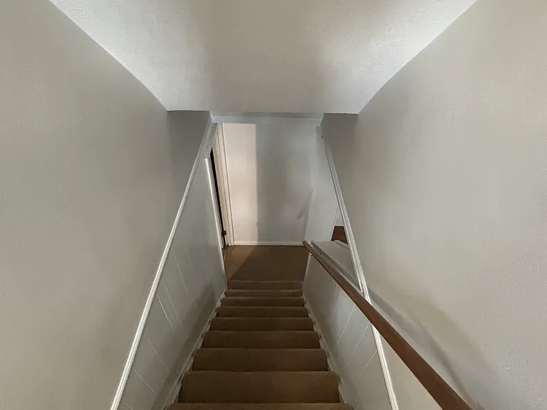 32700 Aurora Rd — Photo 9