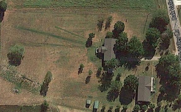2nd image of 1060 Oak Valley Ln