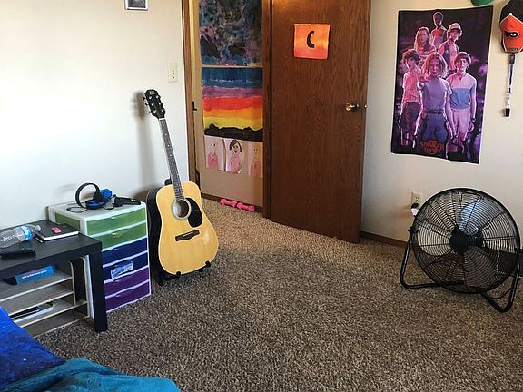 4th image of 1500 E Pershing St #1502