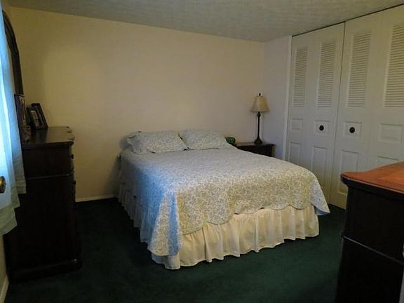 5th image of 1275 Sweetbay Pl
