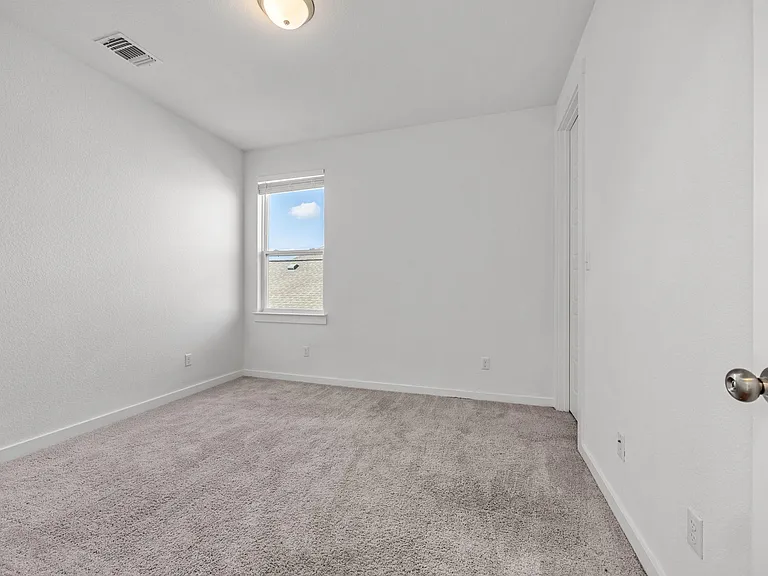 2145 Stampede Dr — Photo 22