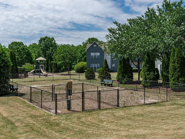 The Weathersby at Station Circle — Photo 6