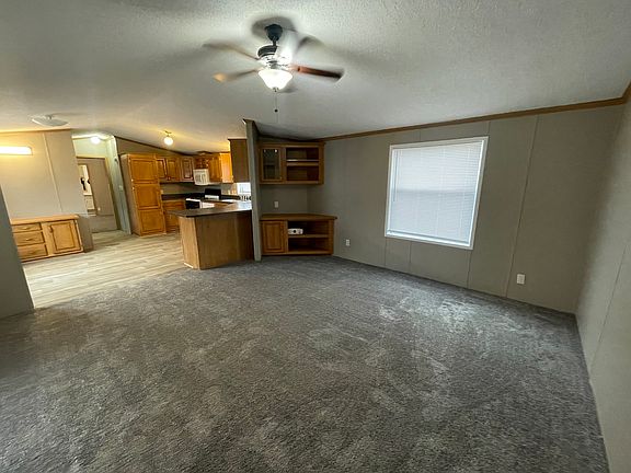 3rd image of 4828 Dunhill Rd #826