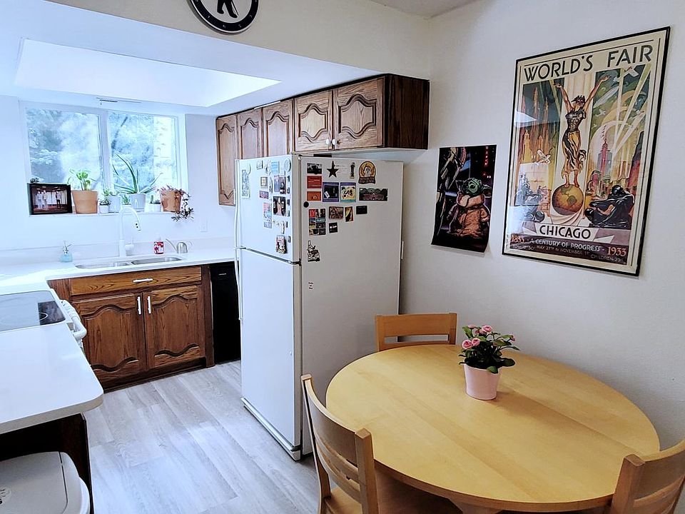 1st image of 1080 E Quail Park Dr APT A